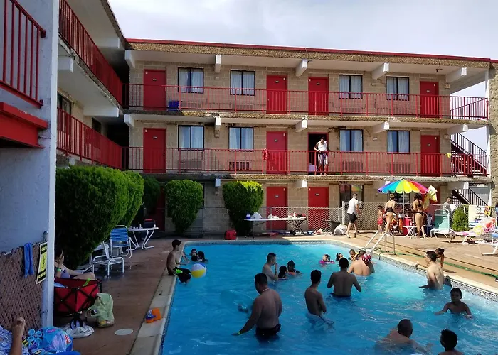 Cloud 9 Inn