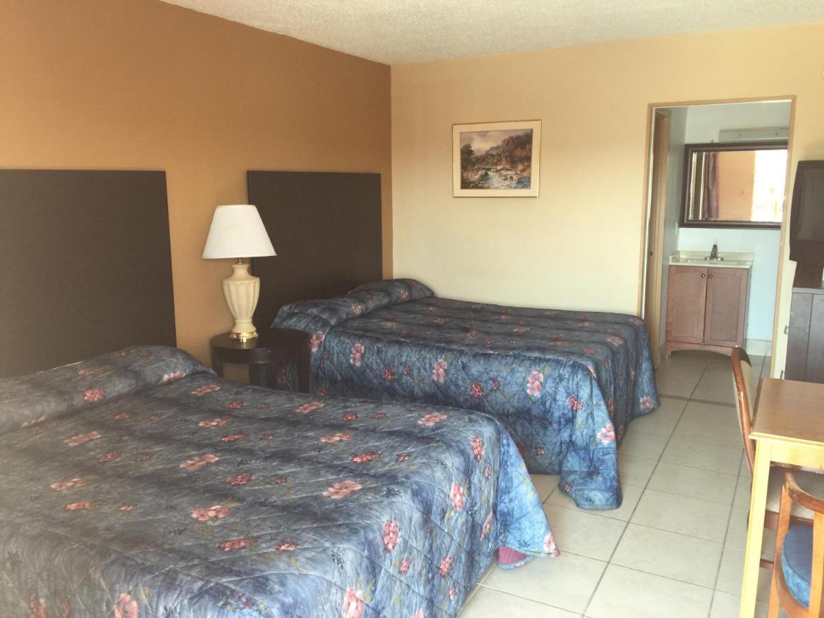 Hotel Cloud 9 2*