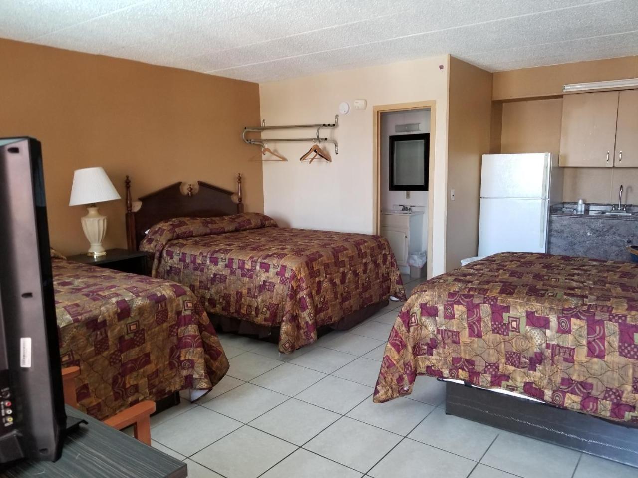 Cloud 9 Hotel
